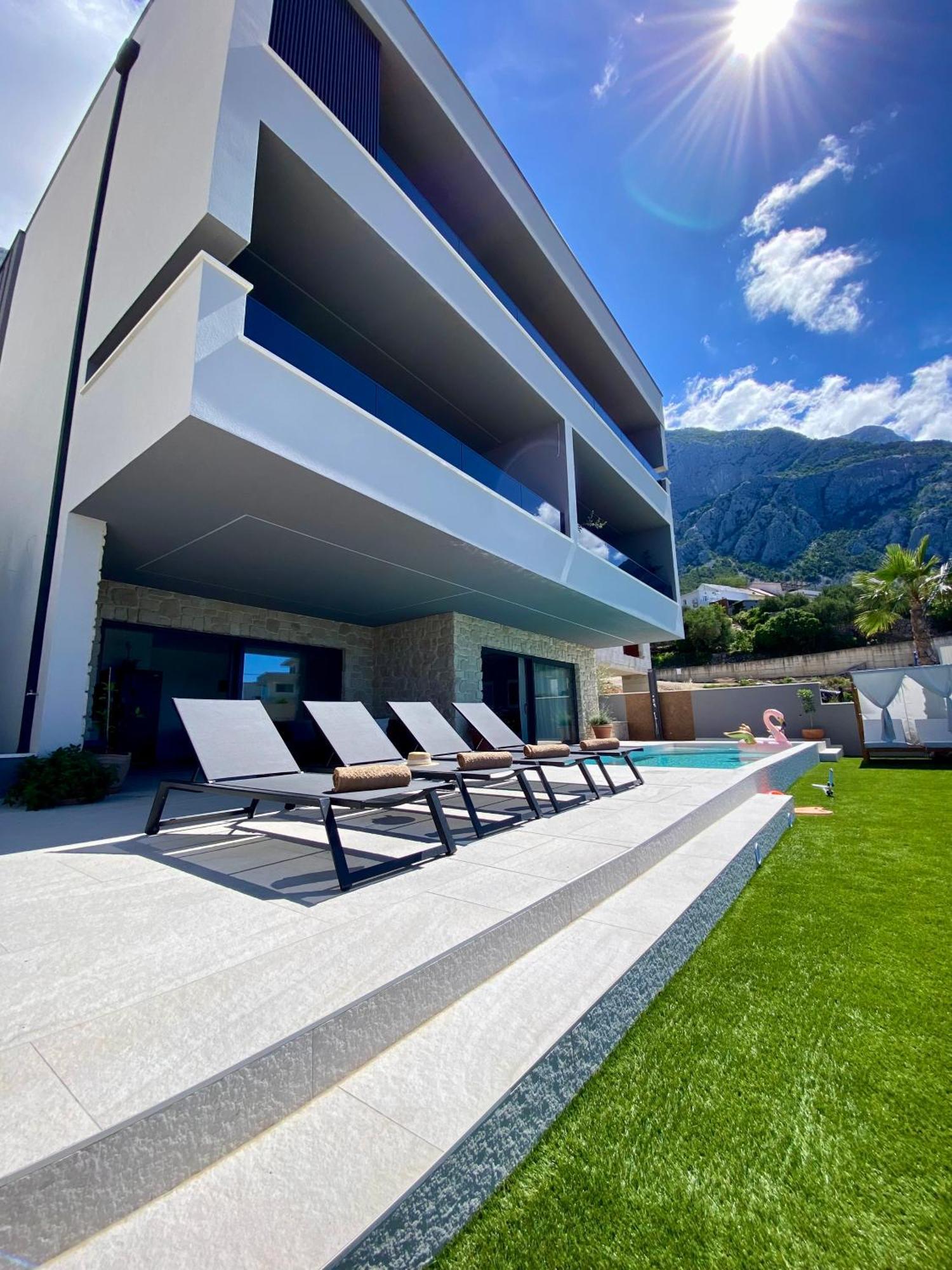 Villa 5 มาคาร์สกา ภายนอก รูปภาพ