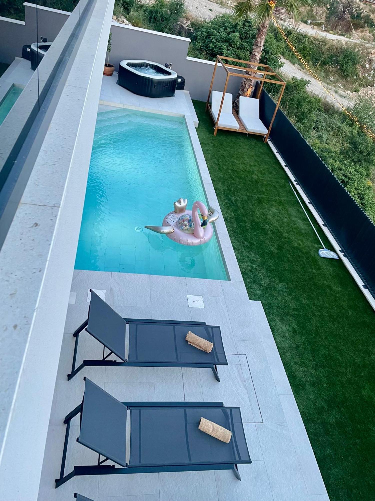 Villa 5 มาคาร์สกา ภายนอก รูปภาพ